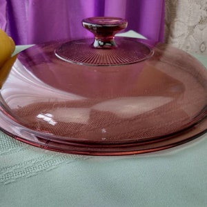 Pyrex Visions Cranberry V 12 C 9 inch Lid Fits the Visions 9 B Visionware Skillet Replacement Pink Glass Cover image 2