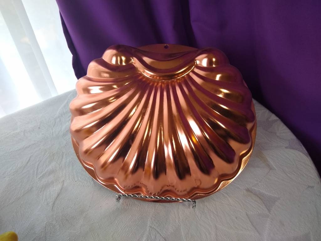 Vintage Large Shell Jello Mold Copper Tone Wall Decor Retro Kitchen