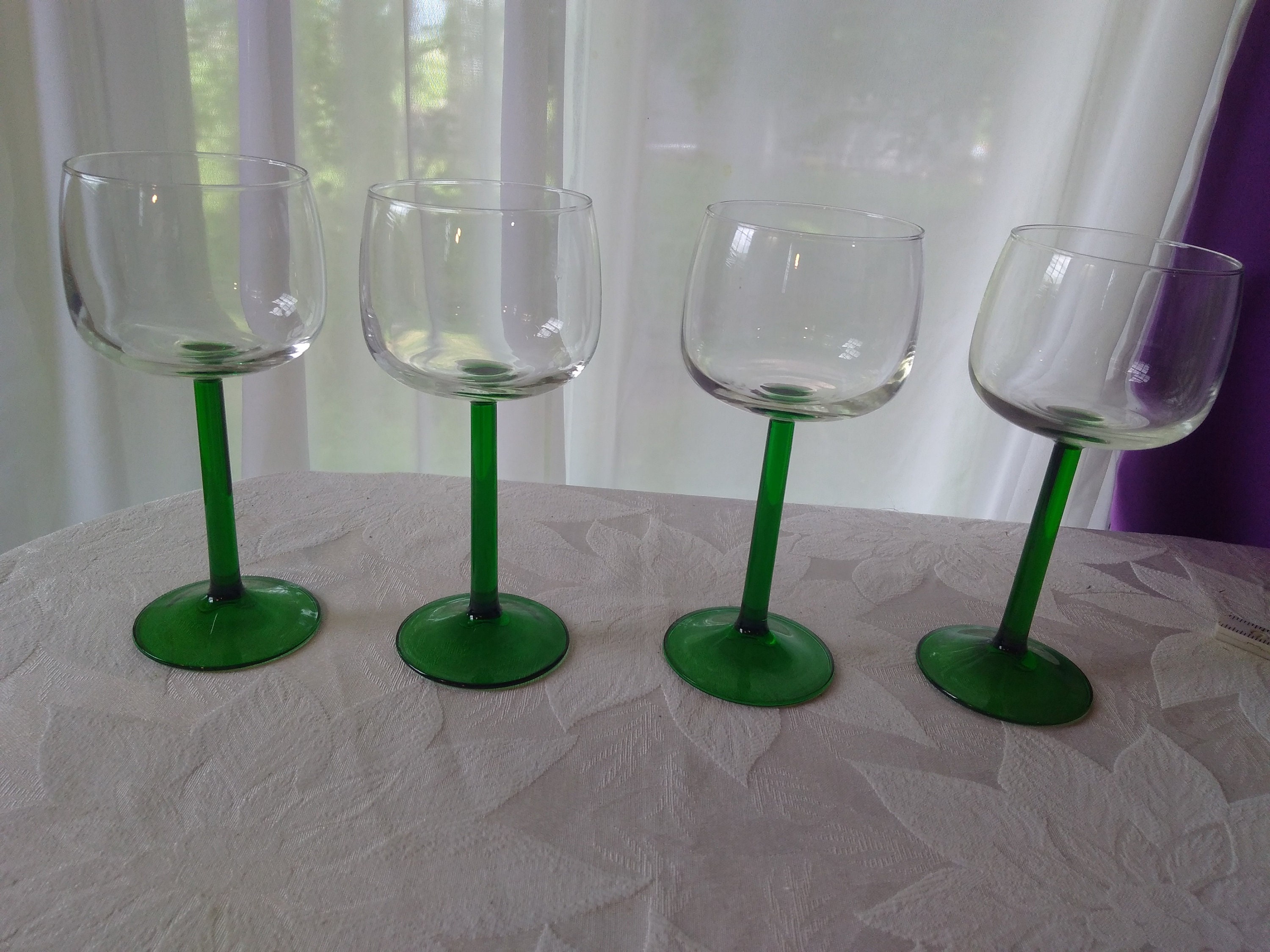 Set of 4 Vintage Arcoroc Luminarc France Green Stemmed Clear Water/ Wine Goblets Barware Wine