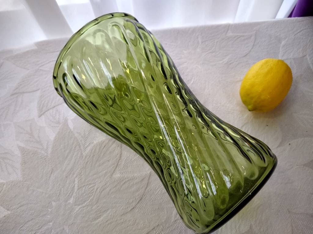 Large Olive Green Flower Vase Cross Hatched Swirl Pattern Beveled Rim