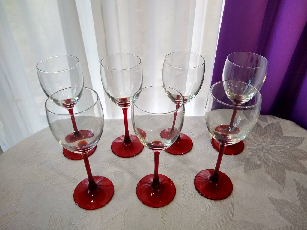 Special order!! Red Stemmed Wine Glasses Luminarc Cristal D' Arques Durand Set Of 7 Red Stemware