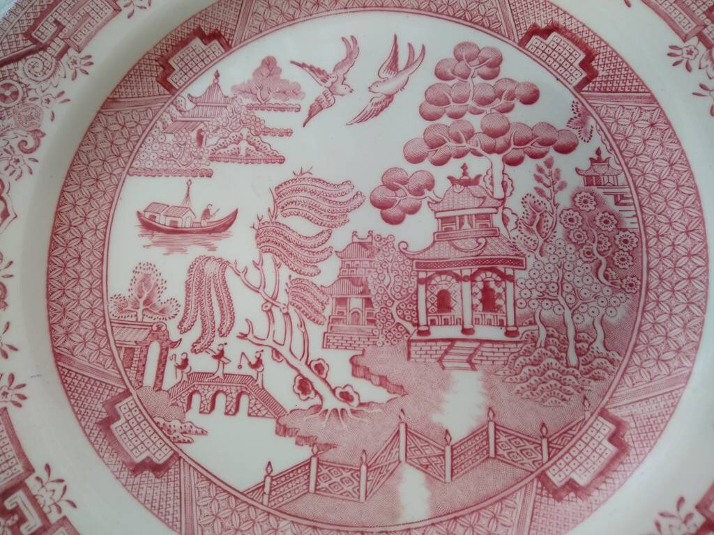 Churchill England Red Willow China Dinner Plates (2) Pink Willow
