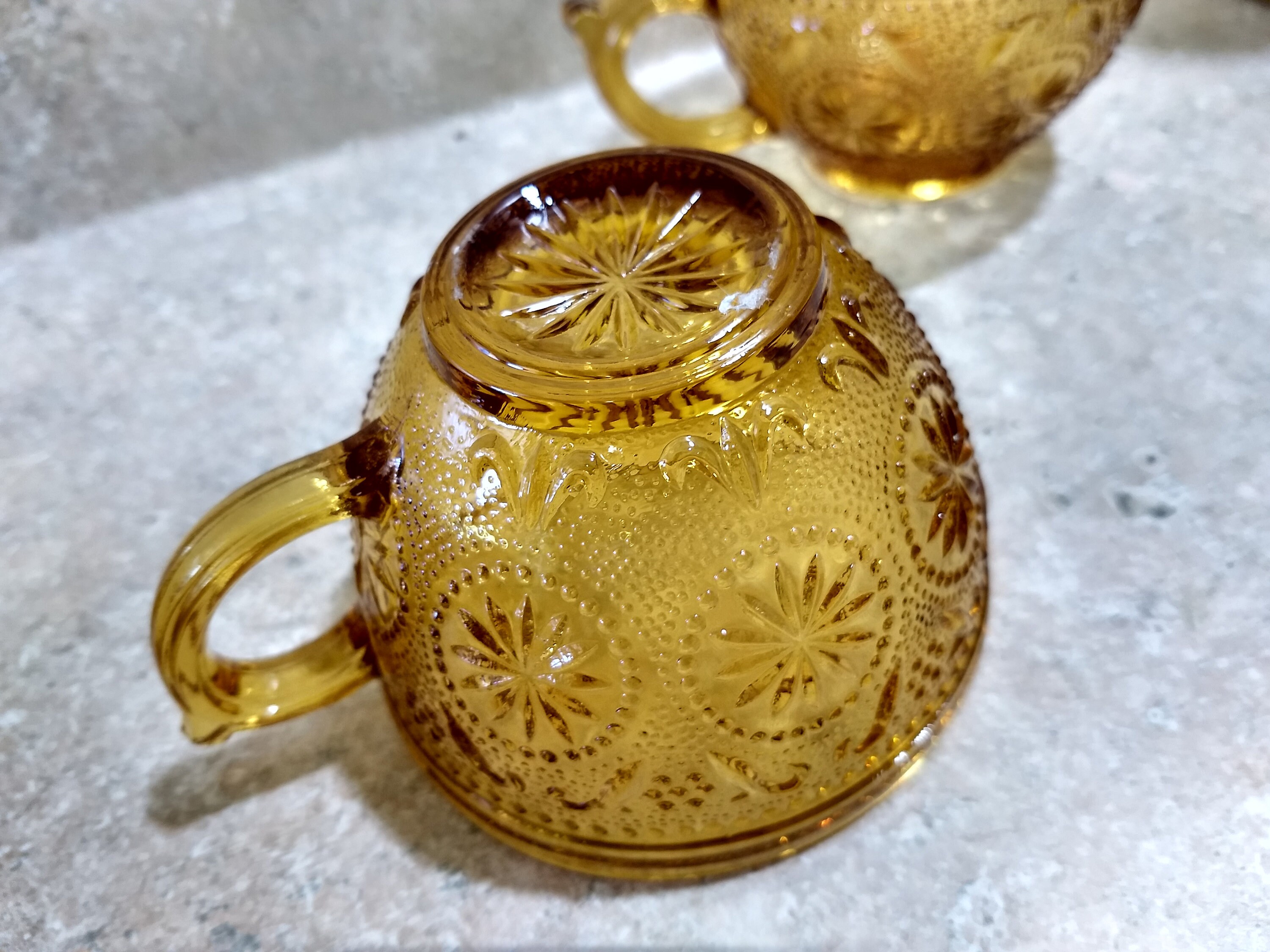 Brockway Glass Co. Amber American Concord Tea Cups Yellow Sandwich