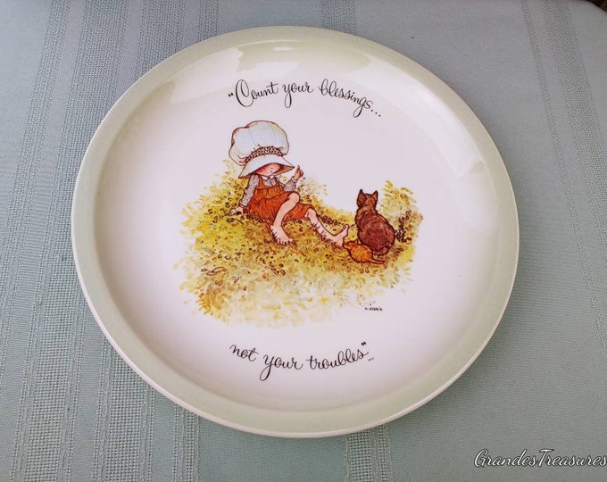 Vintage Holly Hobbie Plate 1972 ~ Count Your Blessings Not Your Troubles ~ American Greetings Collectors Edition Cat Lover Gift For Friend