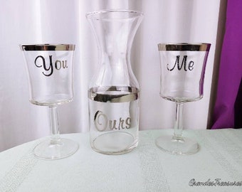 Vintage Barware Dorothy Thorpe Yours Mine Ours Wine Carafe & Wine Glass Set Silver Rim