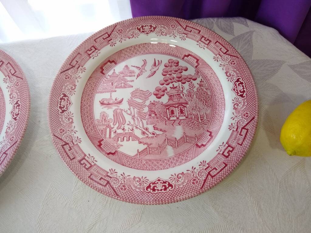 Vintage Churchill Red Willow China Dinner Plates 2 Pieces Pink Willow