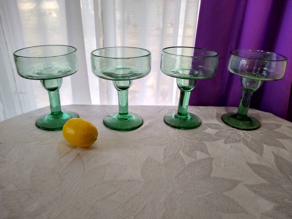 Vintage Hand Blown Margarita Glass Set Of Four Greeen Mexican Stemware Cola Green