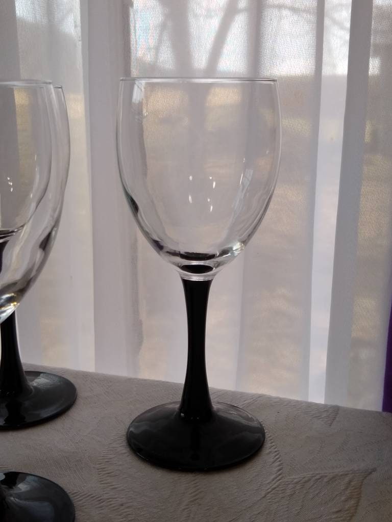 Black Stemmed Wine Glasses Arcoroc Luminarc Cristal D' Arques Durand