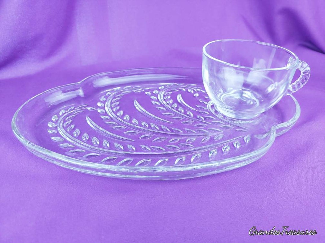 Federal Glass Homestead Snack Plate and Cup Set Hostess Hospitality