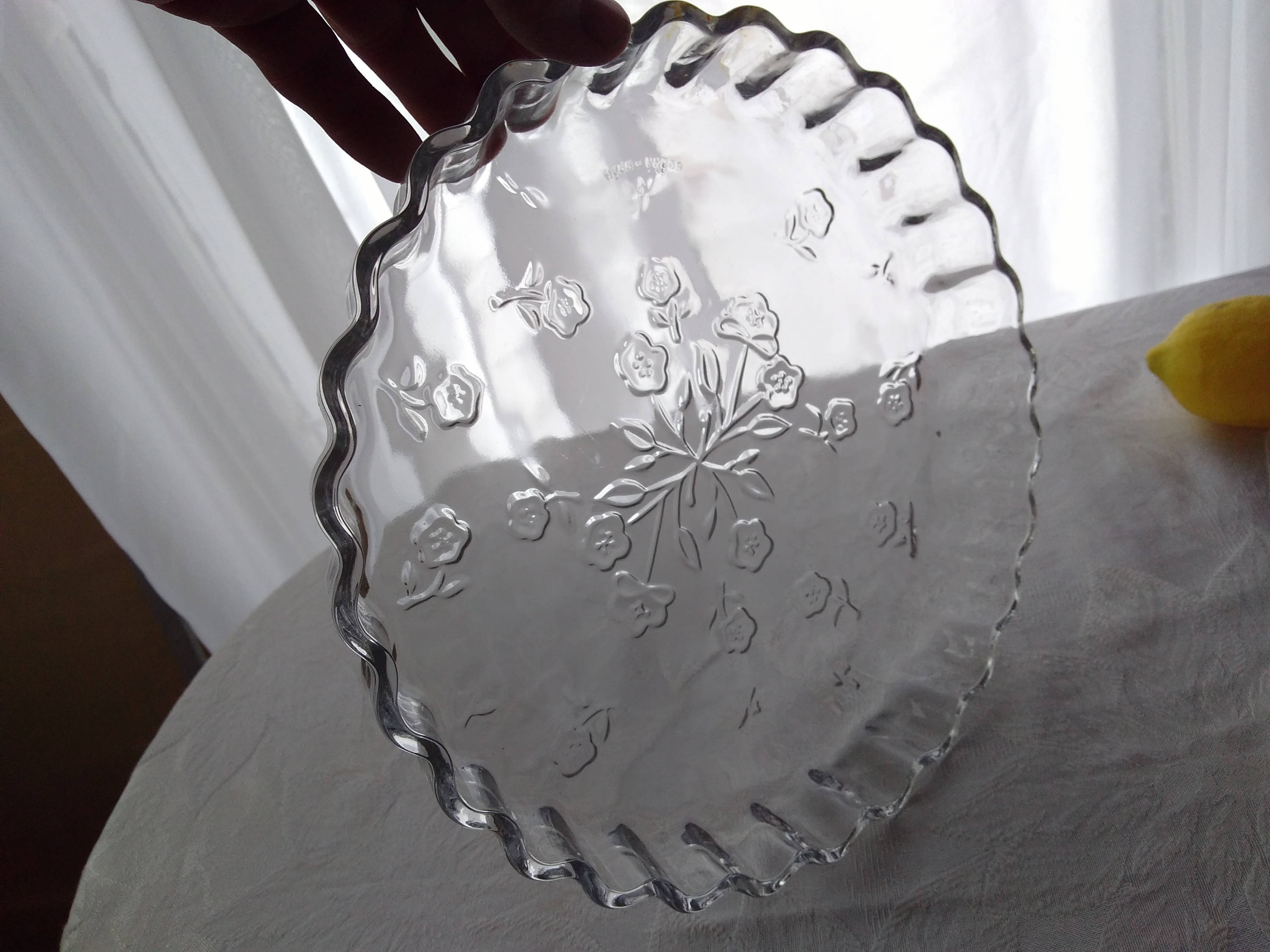 Anchor Hocking 10 Inch Glass Quiche Pie Savannah Floral Pattern Crimped