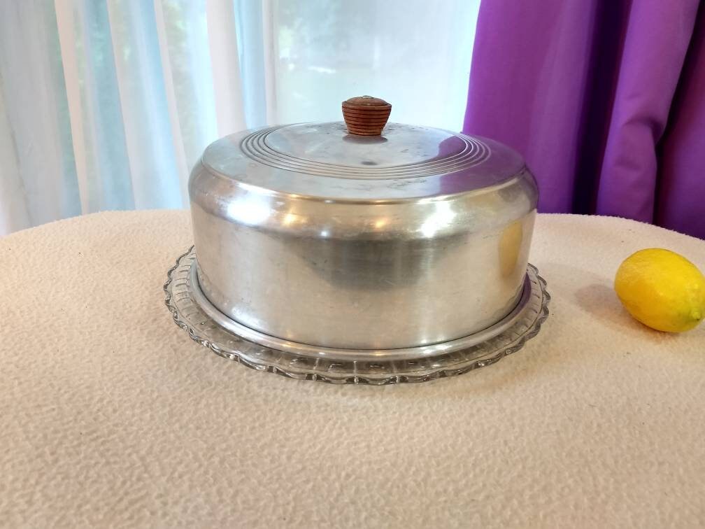 Vintage 10 Inch Spun Pressed Aluminum Cake Cover Wooden Wood Knob