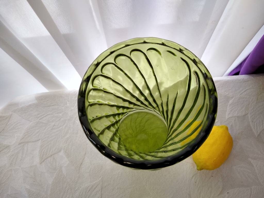 Large Olive Green Flower Vase Cross Hatched Swirl Pattern Beveled Rim