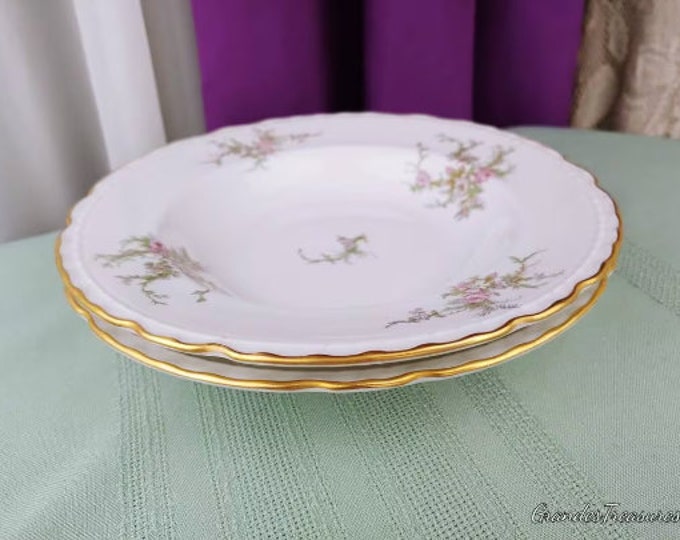 Arcadian ARC2 Fine China Soup Bowls Spray Of Roses Pink With Lavender Hues Green Leaves Gold Trim Vintage RARE