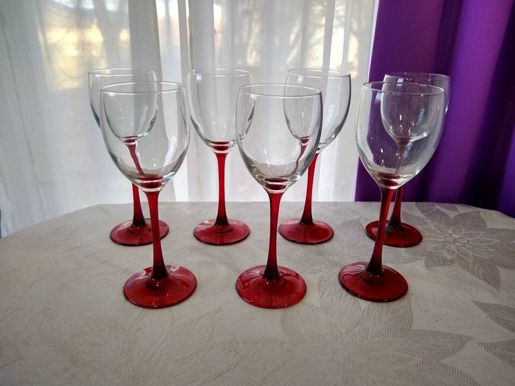 Special Order Red Stemmed Wine Glasses Luminarc Cristal D' Arques Durand  Set of 7 Red Stemware Arcoroc France Retro 80's 