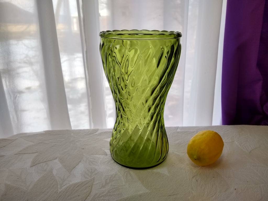 Large Olive Green Flower Vase Cross Hatched Swirl Pattern Beveled Rim