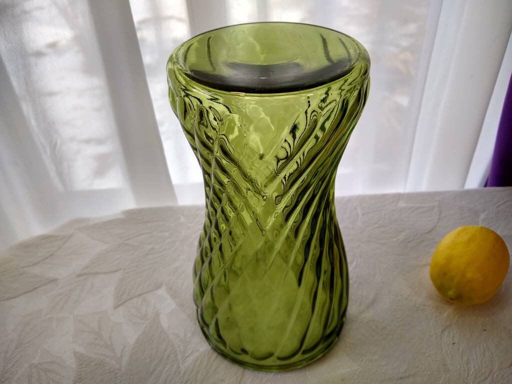 Large Olive Green Flower Vase Cross Hatched Swirl Pattern Beveled Rim