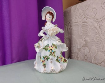 Vintage Figurine, Lipper And Mann, L And M, Victorian Lady With Bonnet Floral Skirt And Muff