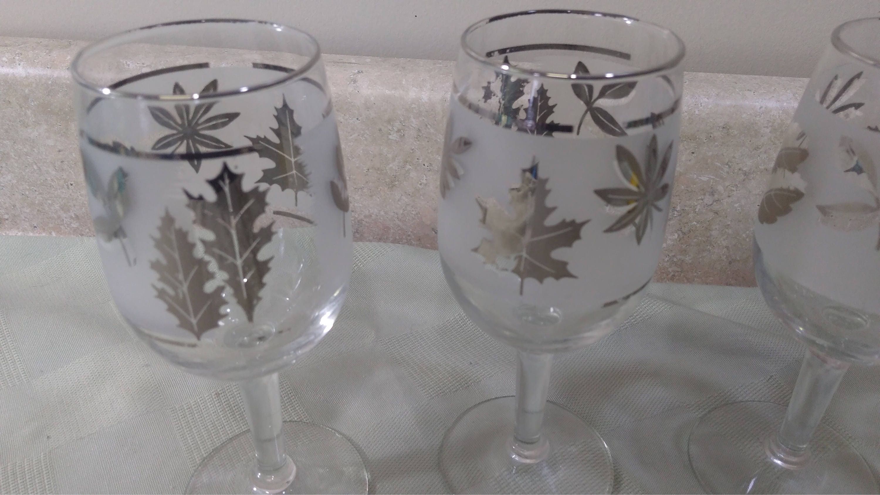 Libbey Silver Foliage Leaf Frosted Mid Century Wine Glasses Set of 4