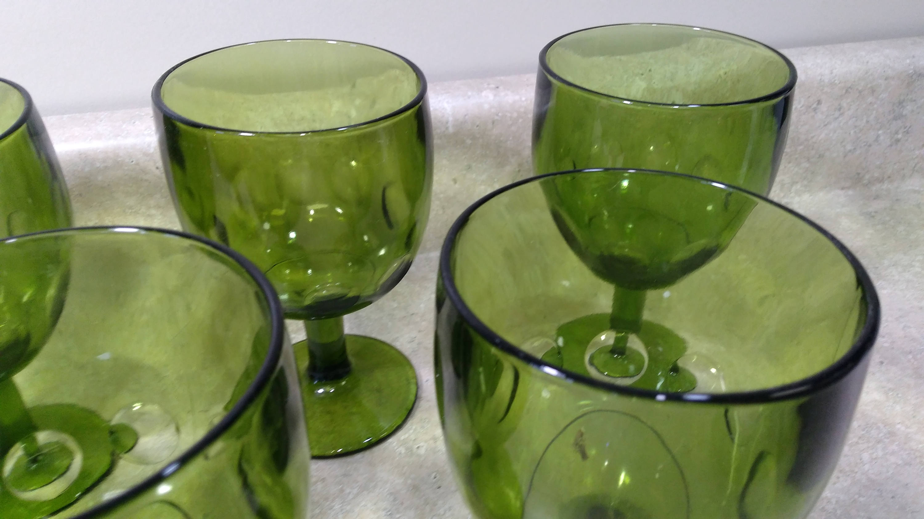 Set of 4 Bartlett Collins Schooners Olive Avocado Green Glass Goblets Thumbprint Stemmed Water