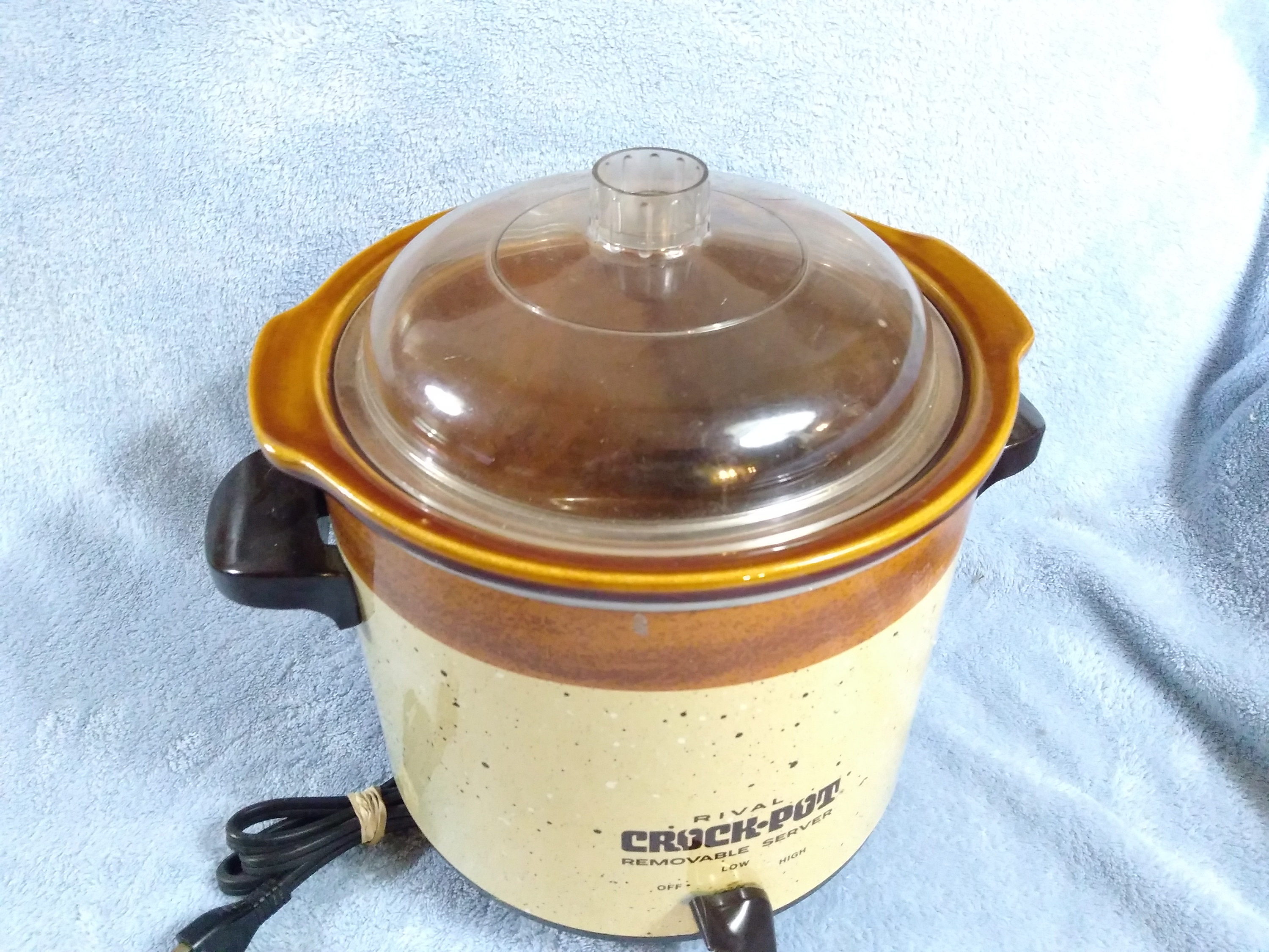Crock Pot 3150 3 1/2 Quart Tan and Brown Removable Crock Man Cave Gift