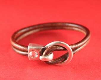 RC0014>> MADE IN EUROPE zamak hook clasp with Swarovski cristal, silver hook clasp for 5mm round cord, Swarovski clasp, (78844/10z2)Qty1