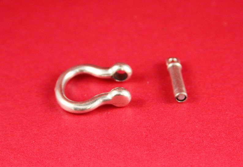 Qty1 FC0155MADE in EUROPE zamak horseshoe shape clasp for 10mm flat cord D-ring zamak clasp TMN1S