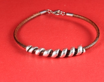 RS0001>>MADE IN EUROPE 2 zamak sliders, metal spiral tube, round cord slider , 3mm leather  slider (PF5008)Qty2