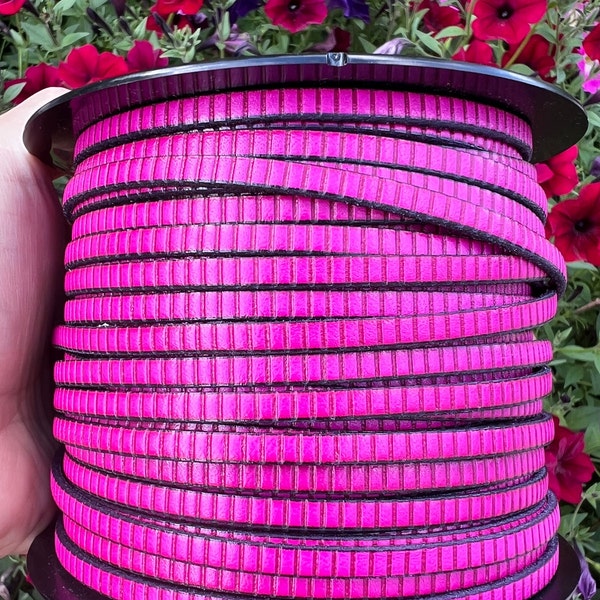 MADE in EUROPE 24'' flat 5mm lines engraved hot pink leather cord, 5mm flat leather cord, 5mm embossed leather cord(AR270/05/25)