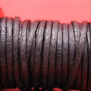 MADE in SPAIN 24&quot; of floral leather cord, 5mm flat engraved leather cord for a bracelet, embossed 5mm leather cord (Marf5petalgrey)