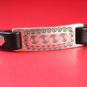 C0018&gt;&gt;MADE in EUROPE zamak connector, 10mm cord connector, flat 10mm leather cord connector  Qty 1
