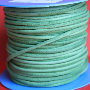 MADE in EUROPE 2 yards of suede cord, 3mm round suede cord (3crover)