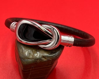 RC0213>>304 Stainless steel with black enamel clasp, 5mm stainless steel clasp, 5mm cord clasp Qty1