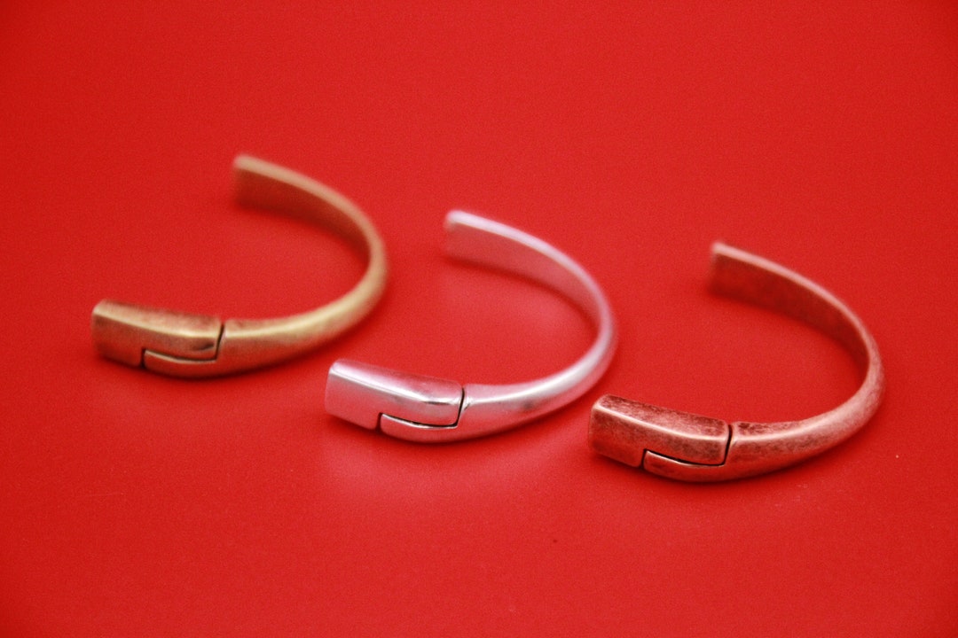 NEW WAVE WHITE 3 CHIP BRACELET