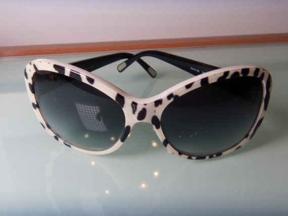 dolce and gabbana leopard glasses