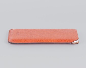 iPhone 7 Plus, iPhone 6 Plus sleeve // made of vegetable tanned leather // Italien calfskin leather