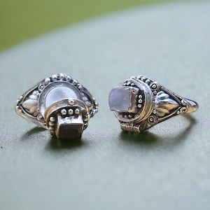Sterling Silver moonstone Secret Compartment Ring | Unique Openable Signet Ring | Hidden Jewelry Box