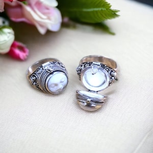 Sterling Silver poison Ring | Bone locket ring | moon face | Secret compartment | hidden keepsake jewelry | Gift of love