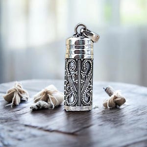 Personalized Silver Keepsake Pendant for Essential Oils, Urn Jewelry, Aromatherapy Necklace for Memories, Memorial Gift
