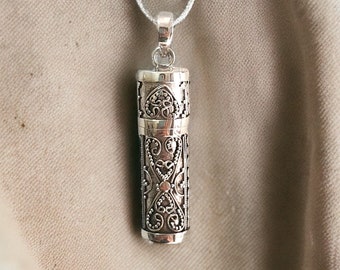 Silver Prayer Box Pendant, Vials Pendant Screw Top - Pill Box Necklace 48mm, Hidden Trinket Necklace, remembrance gift