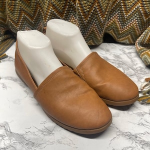 STYLE & CO Womens Tan Cushioned Nolaa Round Toe Slip On Flats size 8.5