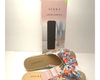 NEW Serra Women’s 7 Colorful Floral Bow Slip On Espadrilles Sandals w/Box .