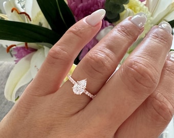 1 Carat Six Prongs Pear Shaped Engagement Ring. Solitaire Ring. Rose Gold Pear Cut Wedding Ring. Teardrop Ring. Pear Shaped Engagement Ring