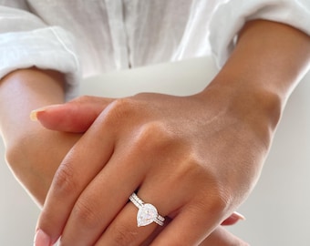 3.5 ctw Pear Shaped Wedding Ring Set. Sterling Silver Teardrop Bridal Rings. Pear Cut Engagement Ring. Half Eternity Wedding Band.