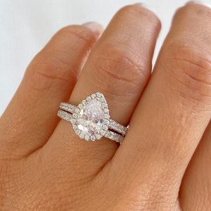 2.5 ctw Pear Shape Wedding Ring Set. Teardrop Halo Ring. Pear Shaped Engagement Ring. Sterling Silver. Teardrop Ring Set. Pear Halo Ring Set