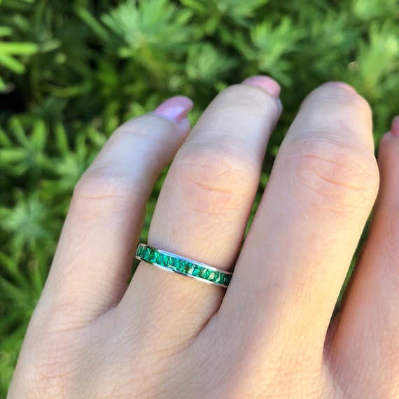 Pear Cut Emerald Flat Band Ring – STONE AND STRAND