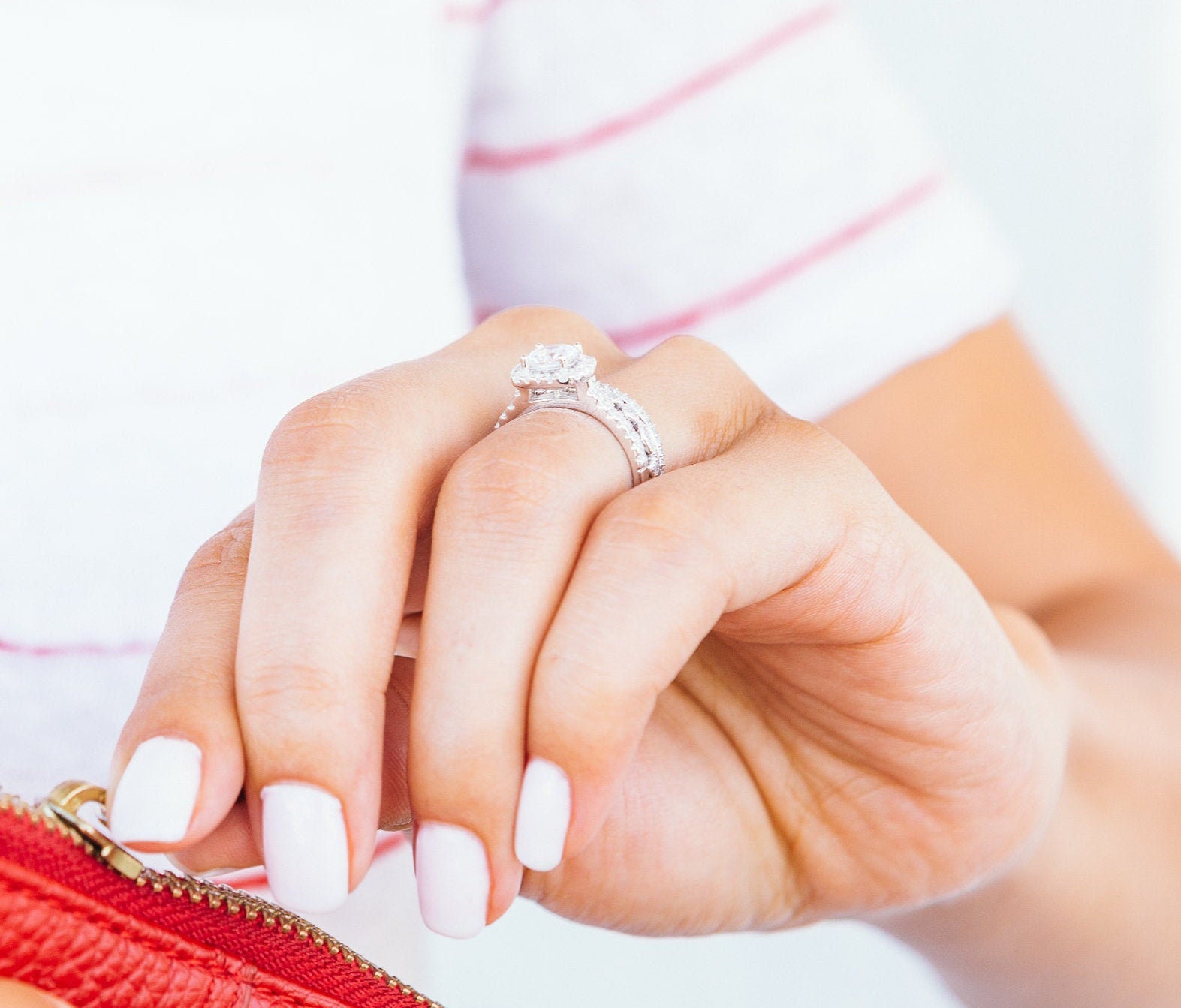 Round Cut Diamond Simulant Engagement Ring. 1.25 Ctw Wedding