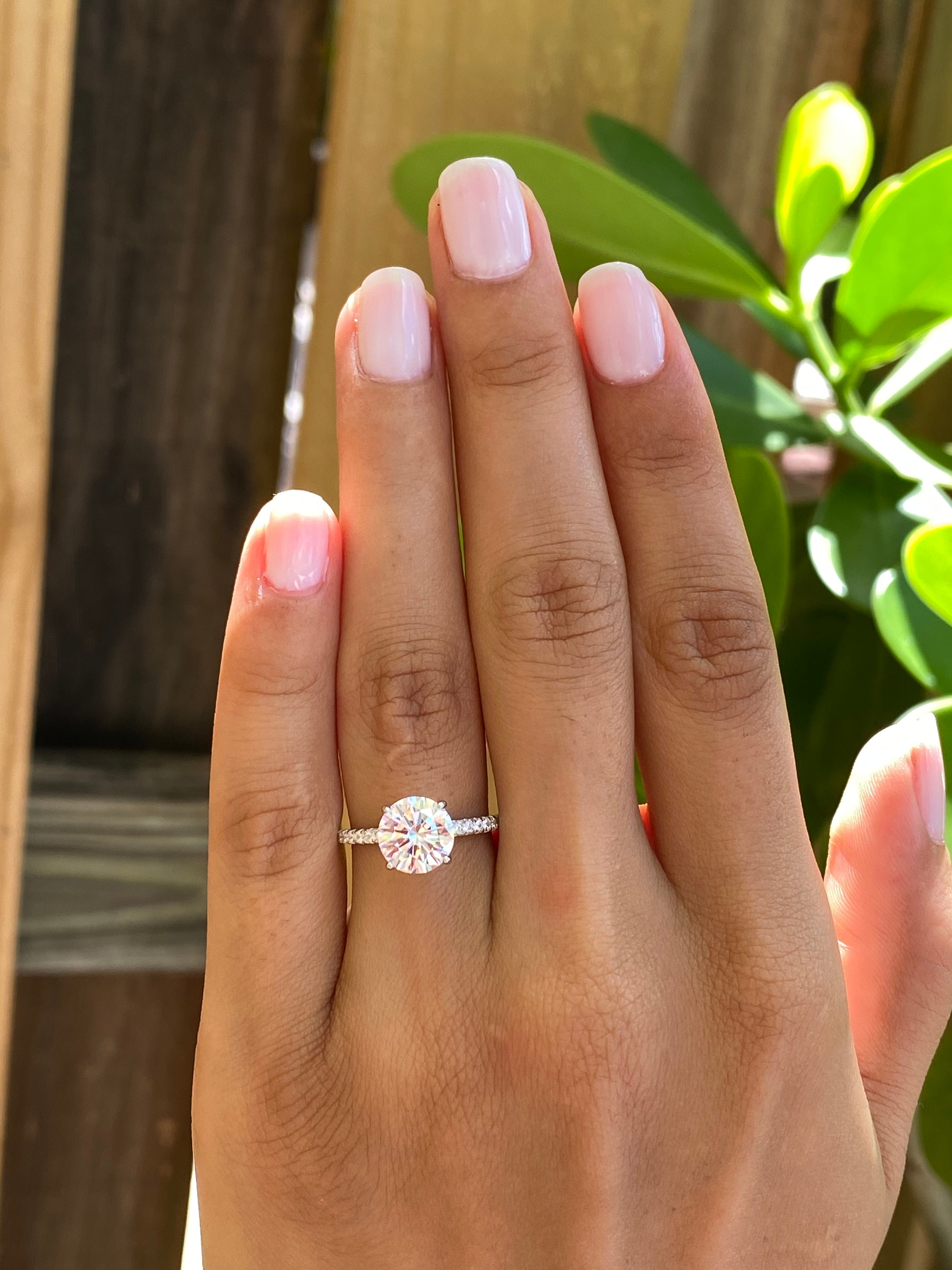 Circle sale wedding rings