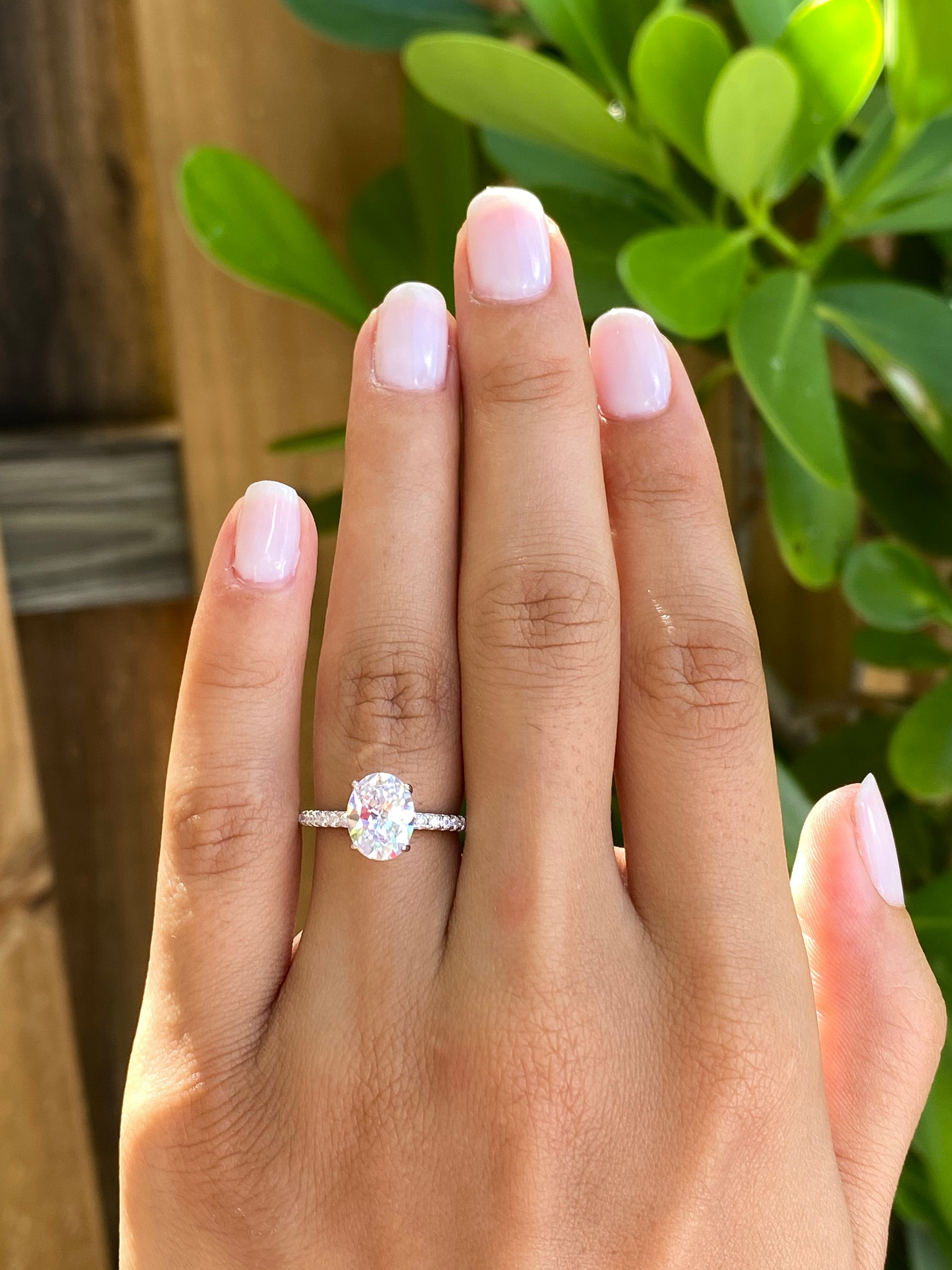 silver band wedding ring