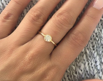 Cz silver stackable ring. Sterling silver single cz ring. Silver solitaire ring. 5MM cz solitaire ring. Gold and rose gold solitaire ring.