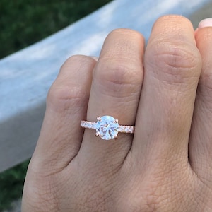 2 ct Rose Gold Classic Solitaire Ring. Round Cut Engagement Ring. Promise Ring. Round Accented Solitaire Ring. Engagement Ring. Wedding Ring